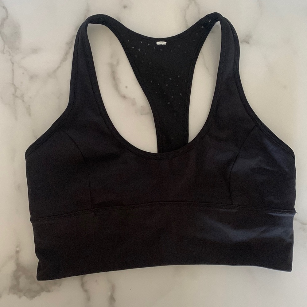 Lululemon black eyelit sports bra